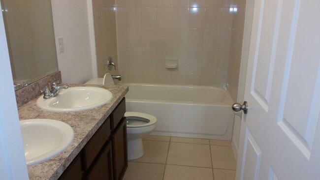 Building Photo - Hammock Trails-4756 Rockvale Dr Kissimmee FL 34758