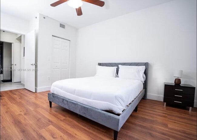 Building Photo - 19801 E Country Club Dr