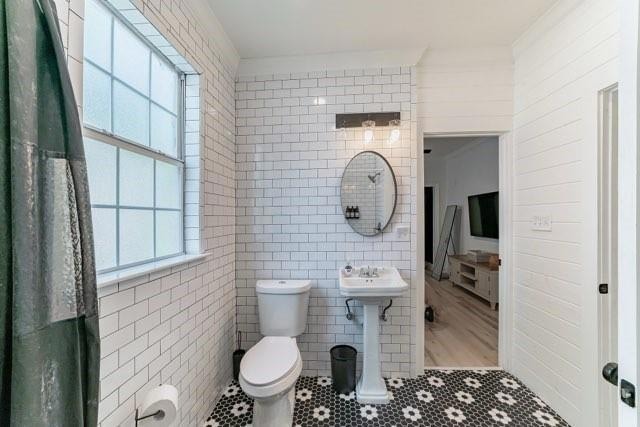 Building Photo - 616 Lebeau St