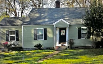 Building Photo - 301 Pennsylvania Ave