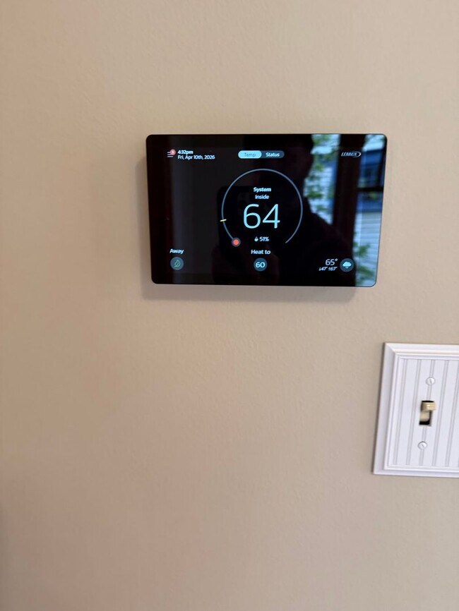 Building Photo - The Perfect Restored University Heights Home -available for rent now!