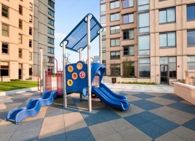 Building Photo - 48 Washington Blvd