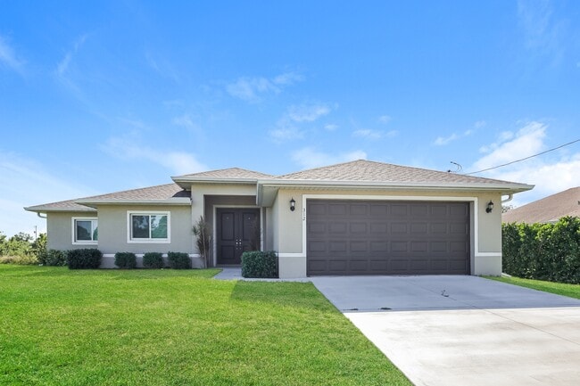 Building Photo - 312 Radford Ave