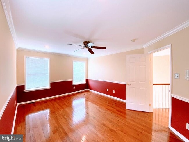 Building Photo - 201 Yorktown Ct