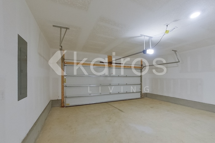 Building Photo - 112 Swallowtail Ln