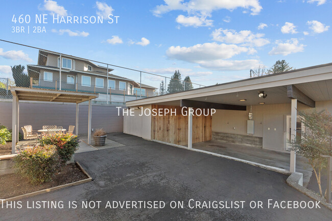 Building Photo - Mid-Century Modern 3 bed with panoramic wa...