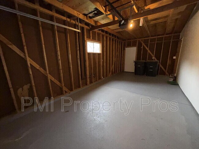 Building Photo - 8148 S 88th St