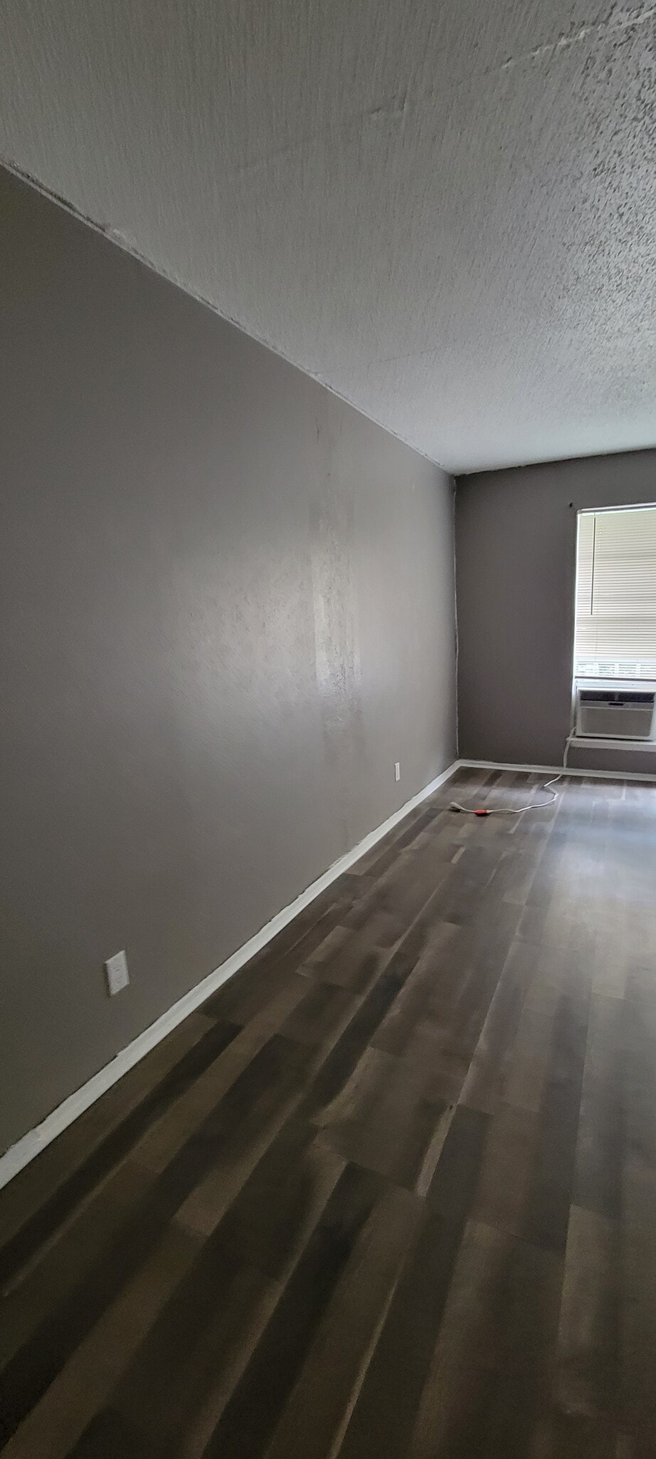 Building Photo - 5055 Ridglea Ln