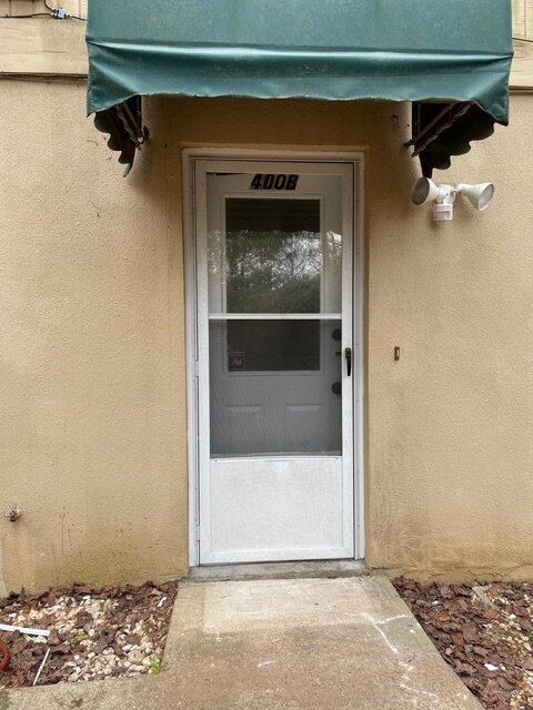 Building Photo - 2 bed, 1 bathroom duplex   - Seneca, SC