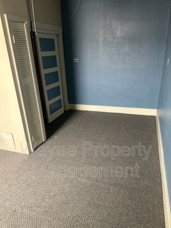 Building Photo - 546 2nd St