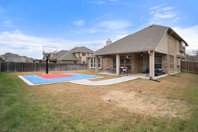 Building Photo - Fully Furnished Home in South Grand Prairi...