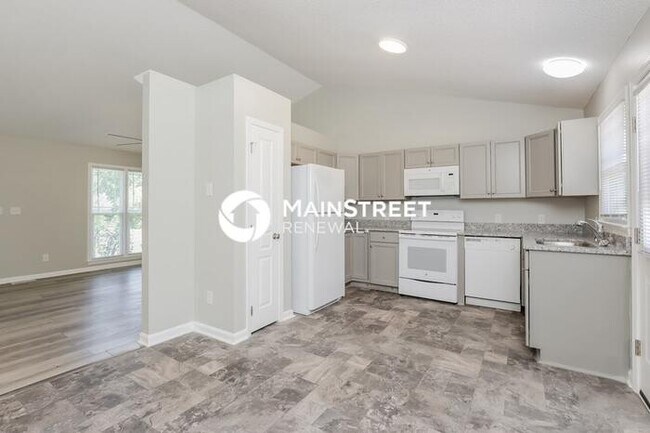 Building Photo - 3 Bedroom Pet-Friendly Home in CLAYTON, NC with Main Street Renewal