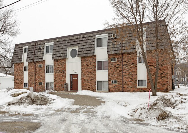 Building Photo - 1340 8th Ave