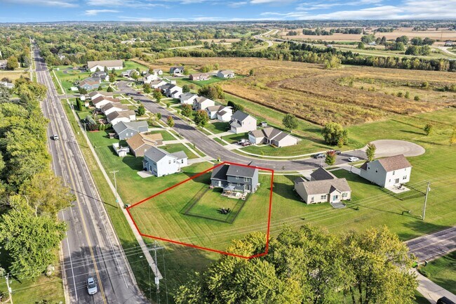 Building Photo - 1631 Smith Ln