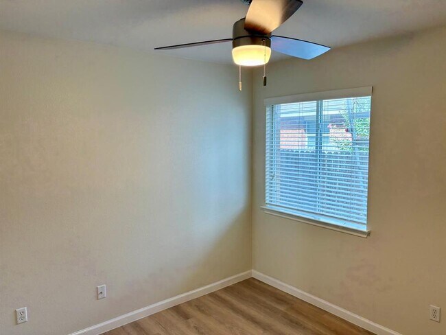 Building Photo - 3119 Corrigan Ln