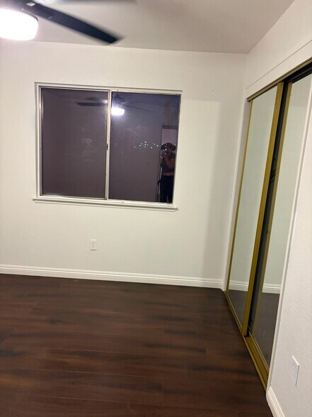 Building Photo - 6105 Ambergrove St