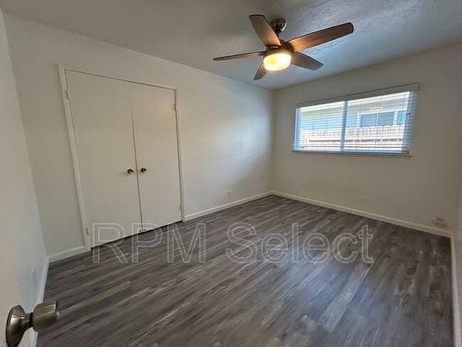 Building Photo - 2367 Pinturo Way