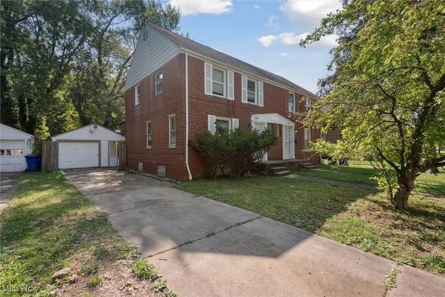 Building Photo - 4723 W 125th St