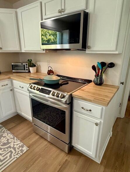 Building Photo - 2118 Crystal Dr