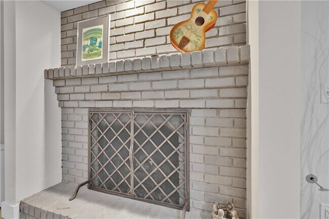 Building Photo - 225 Jayne Ellen Way