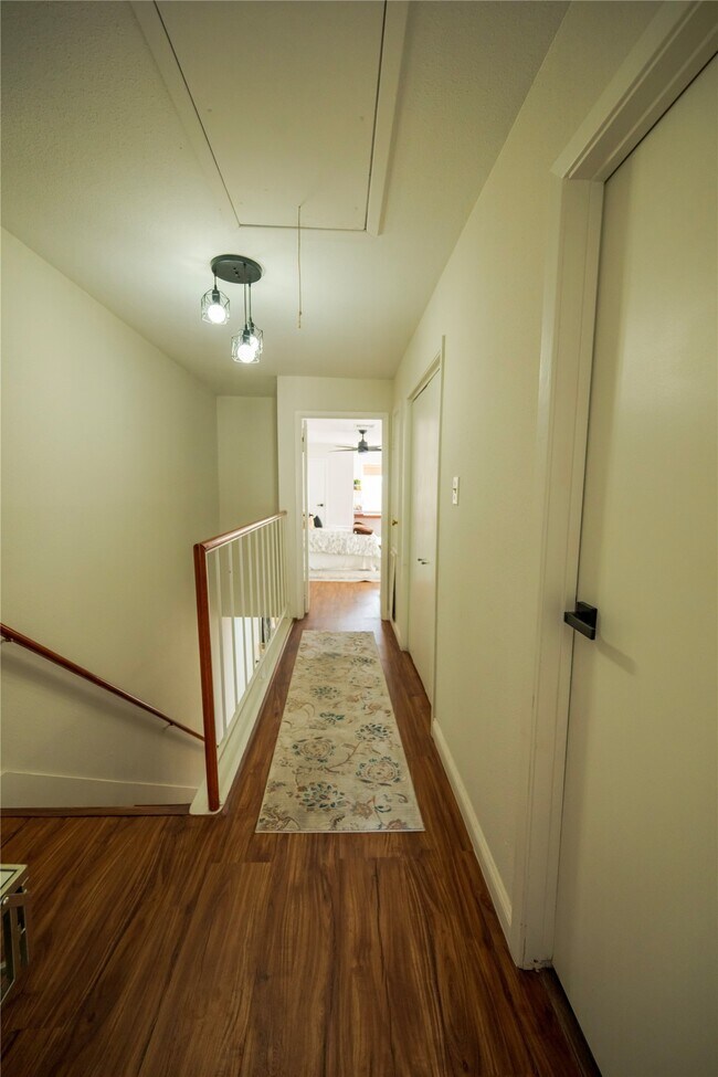 Building Photo - 1829 Augusta Dr