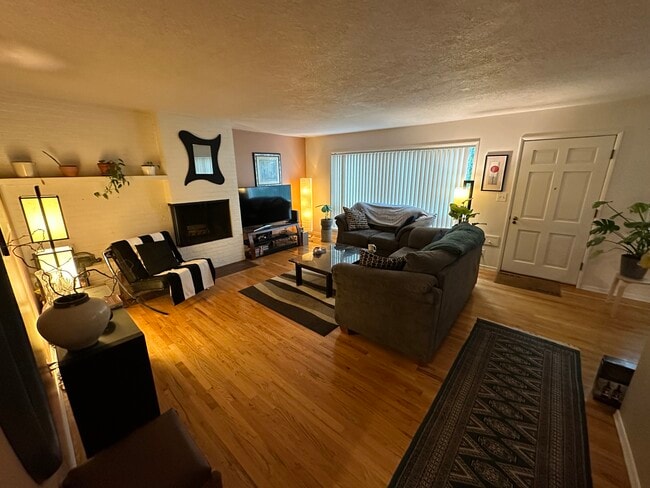 Living room - 3839 SW Marigold St