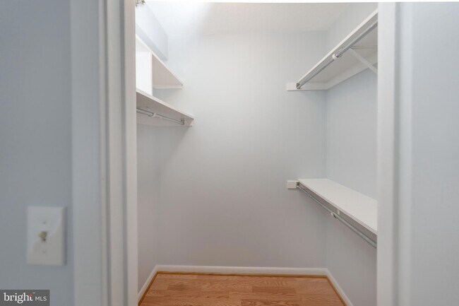 Building Photo - 5501 Seminary Rd