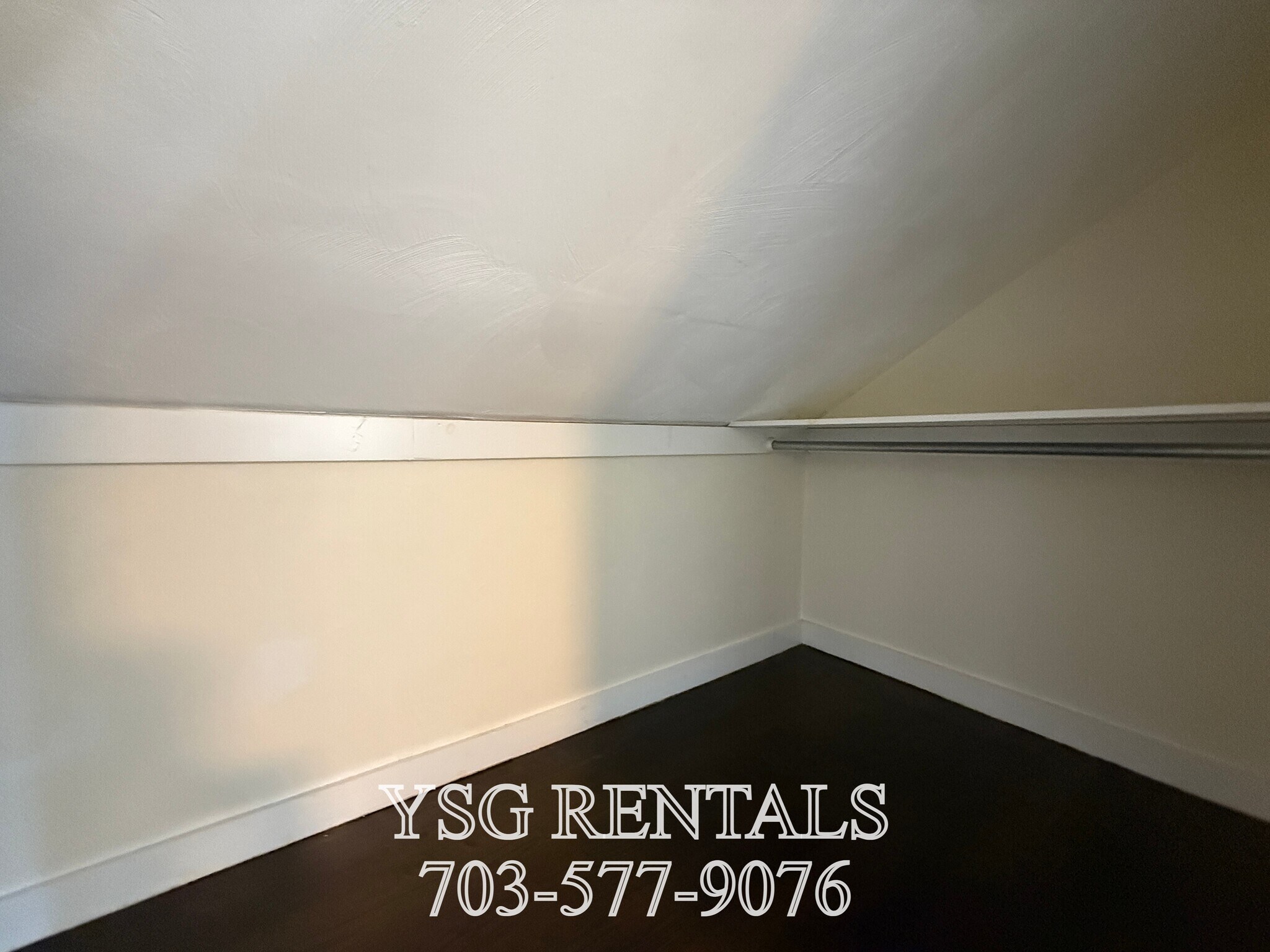 Building Photo - 17 Lambert Ave