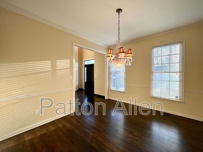 Building Photo - 29 Whispering Oak Ct