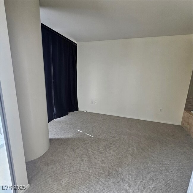Building Photo - 3722 S Las Vegas Blvd