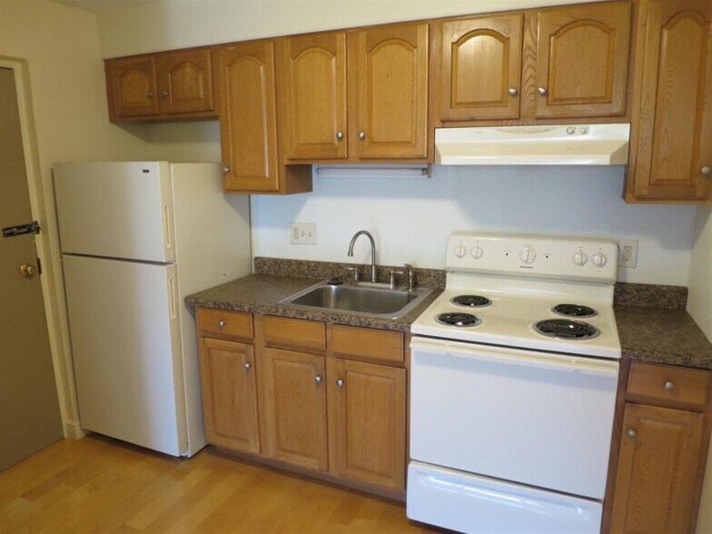 Building Photo - 23 Franklin St