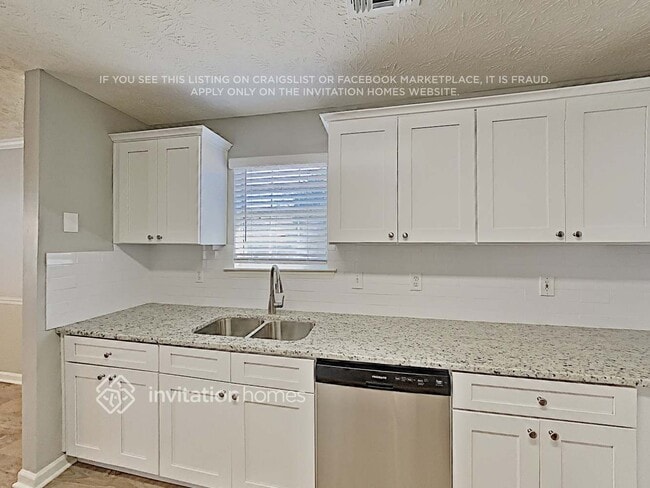 Building Photo - 7005 Duncan Walk