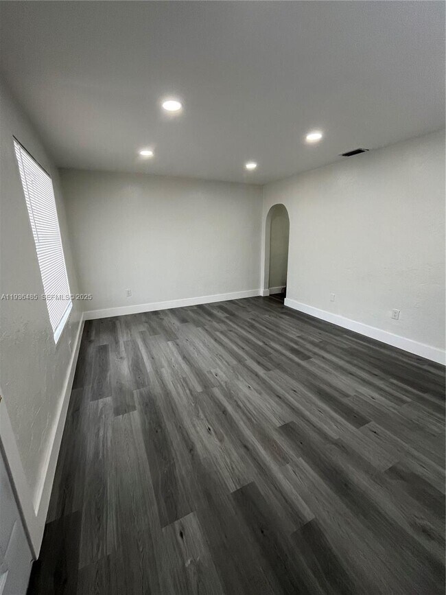 Building Photo - 1999 NW 2nd St