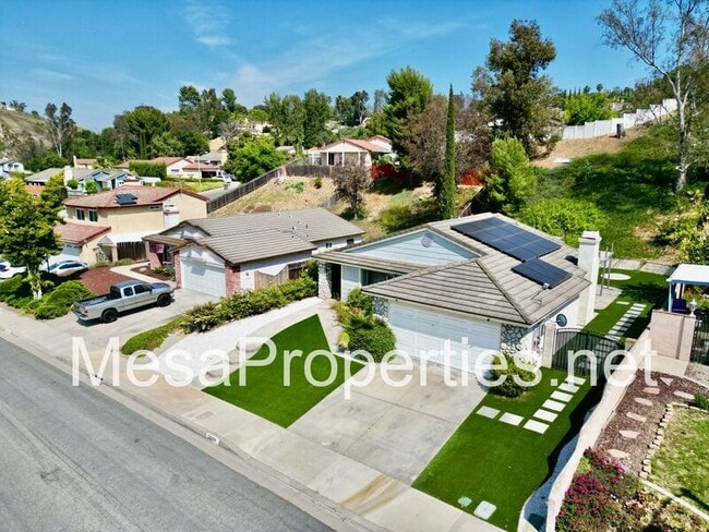 Building Photo - 24368 Darrin Dr