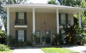 Primary Photo - 237 Metairie Heights Ave