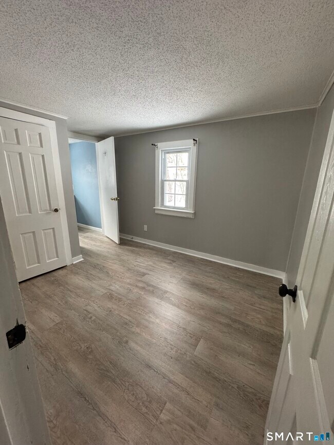 Building Photo - 26-28 Portland Rd