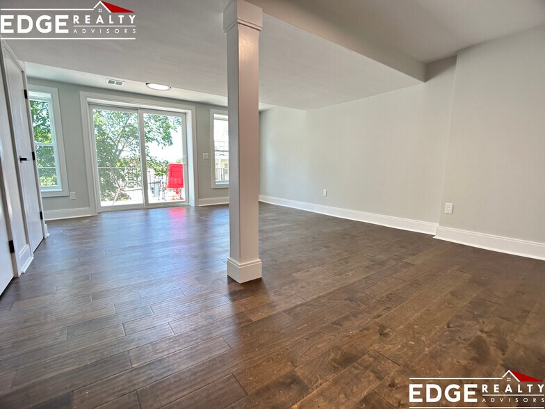 Building Photo - 226 Palfrey St