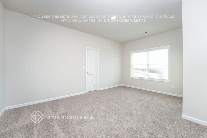 Building Photo - 86 Katherine St