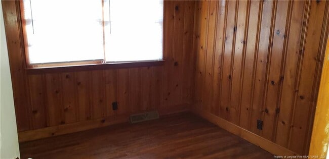 Building Photo - 740 Tolarsville Rd