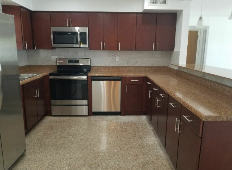 Primary Photo - 1420 S Betty Ln