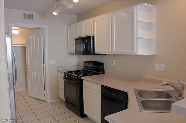 Building Photo - 205 Winnsboro St