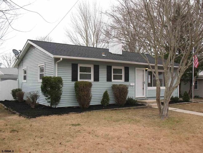 Building Photo - 204 Barr Ave