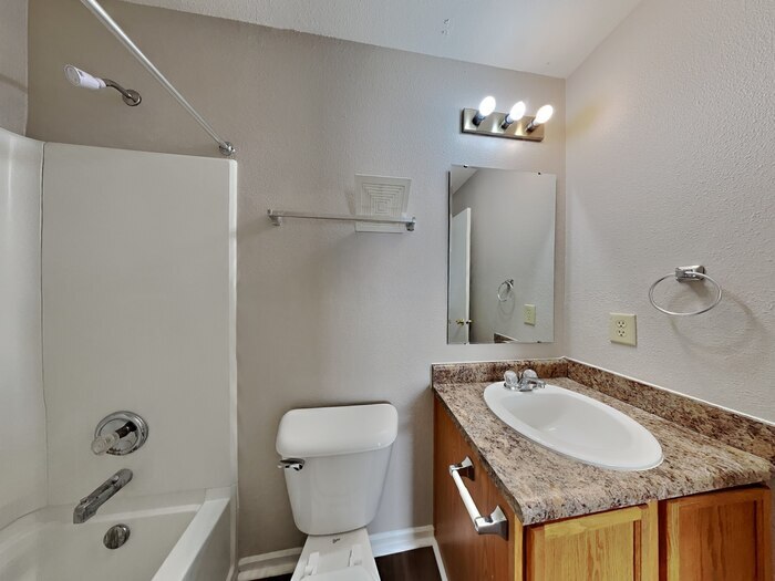 Building Photo - 8422 Sansa St