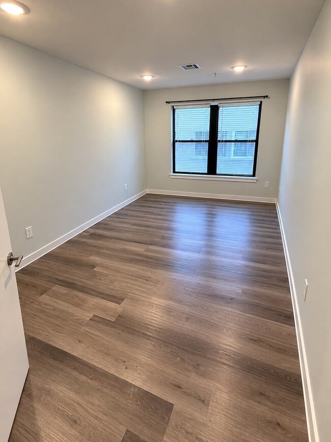 Building Photo - 229 Rosa Parks Blvd