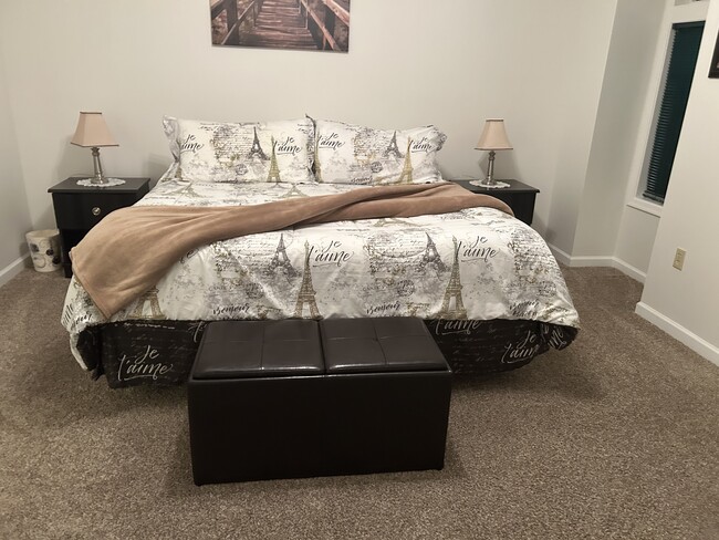 Cal king bed in middle bedrooms. - 6245 Iron Bridges Rd