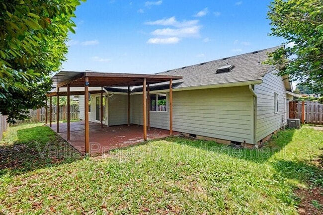 Building Photo - 1075 Mildred Ln SE