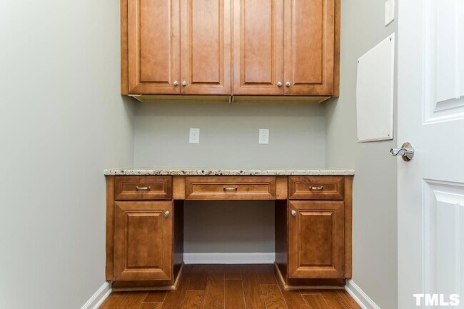Building Photo - 79 Copper Lantern Dr