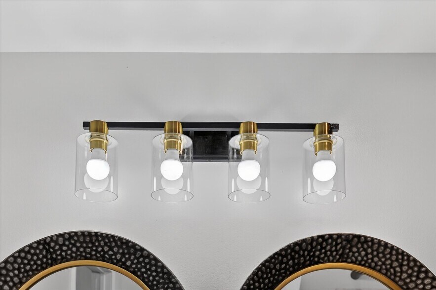 Building Photo - 509 McDonald St