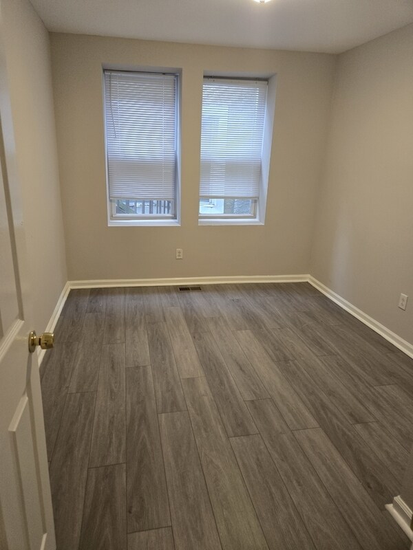 Building Photo - 1018 S 52nd St