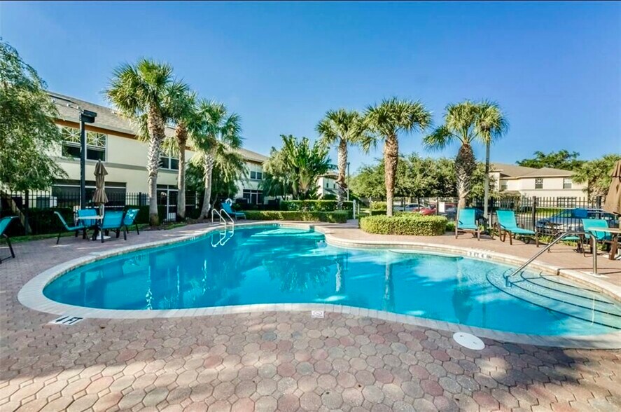 Building Photo - 3857 Island Way